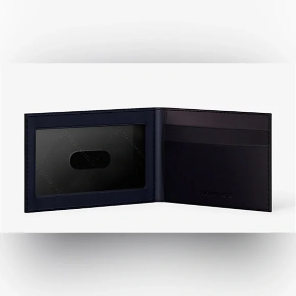 Michael Kors Cooper Saffiano Leather Billfold Wallet
With Passcase NWT - Picture 5 of 13